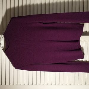 St John purple wool blend long sleeve round neck pull on sweater size Medium